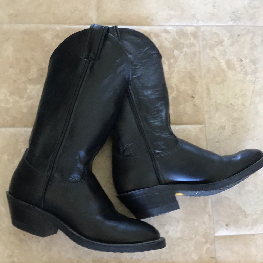 All black Justin cowboy boots